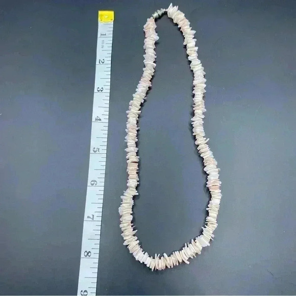 VGT Puka Shell Chip Necklace Hawaii Surfer Beach Style Peach/white/light… - Picture 8 of 10